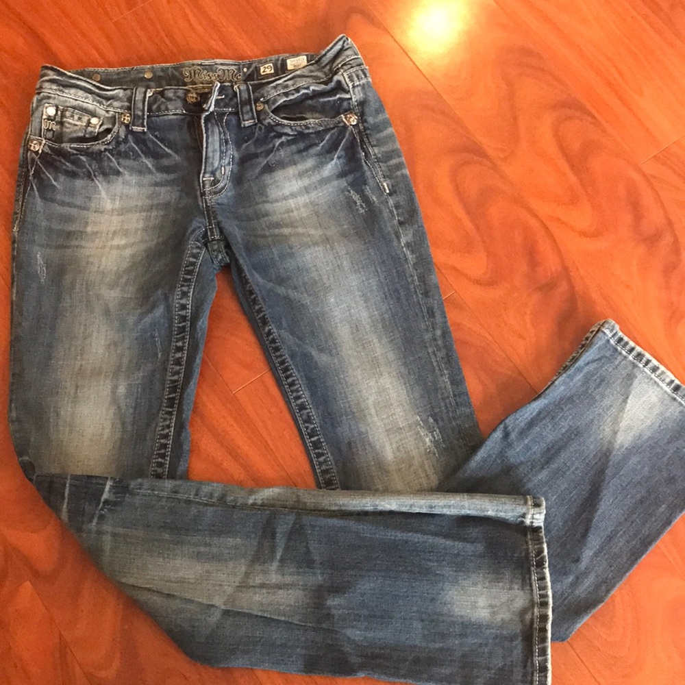 Ladies Miss Me jeans